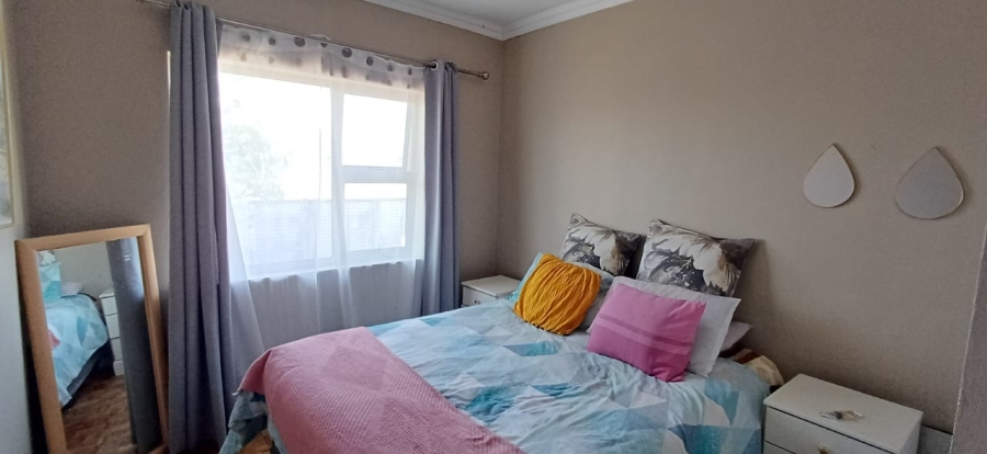4 Bedroom Property for Sale in Amalinda North Eastern Cape